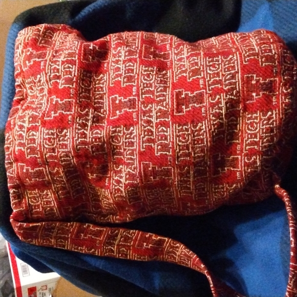 Riddle & Cockrell Texas Tech Red Raiders Tapestry Bag - Picture 2 of 9